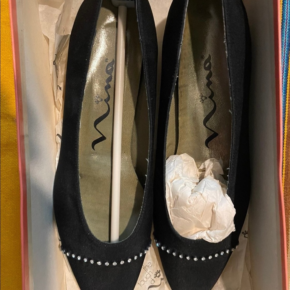 Vintage NWT Black Suede Kitten Heels